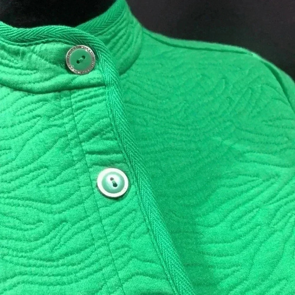 ISAAC MIZRAHI LIVE button down,front pockets, quilt like texture pattern jacket - Picture 2 of 12